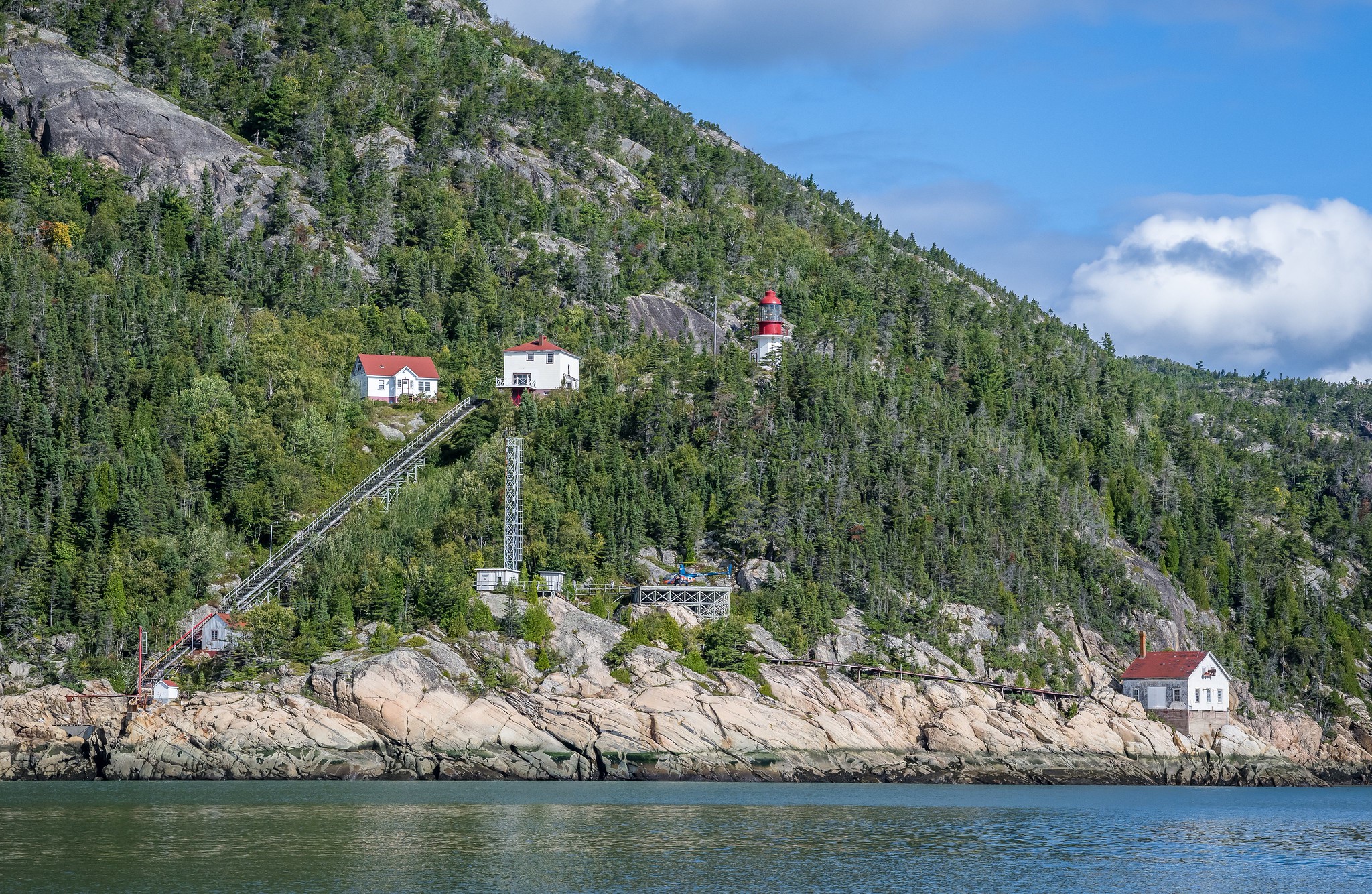 Phare du Cap de la Tête au Chien (Lighthouse)