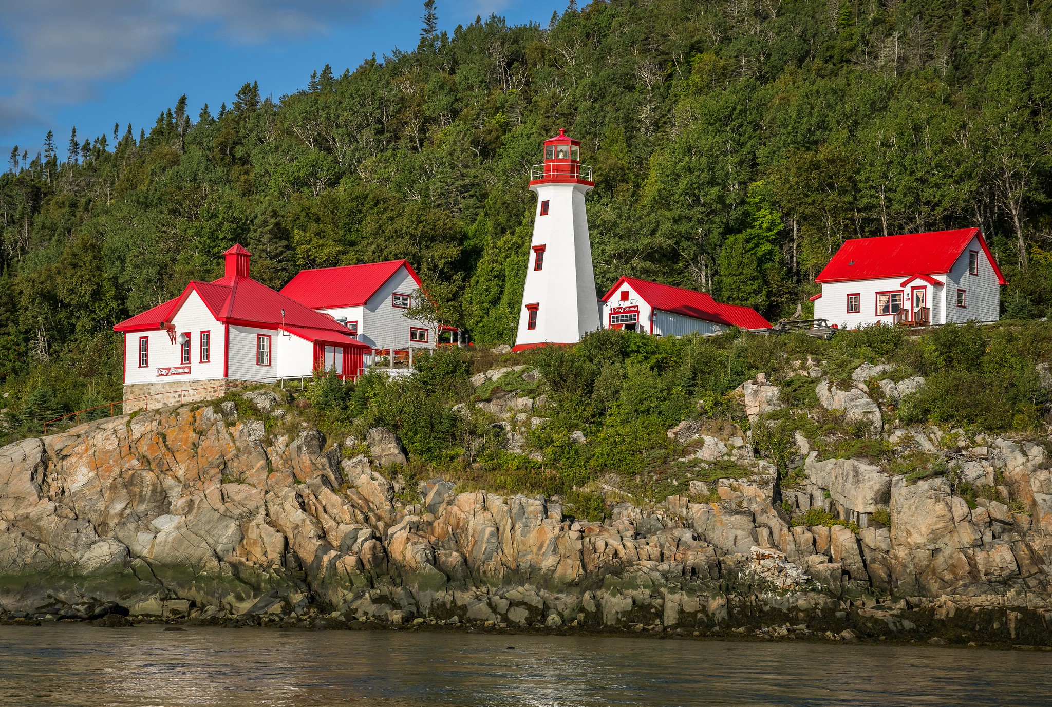Cap-au-Saumon Lighthouse