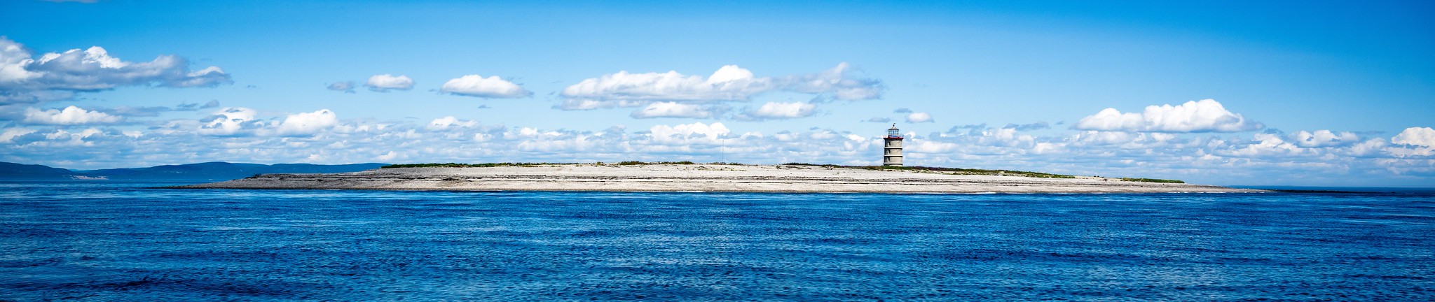 Phare du Île Rouge (Lighthouse)